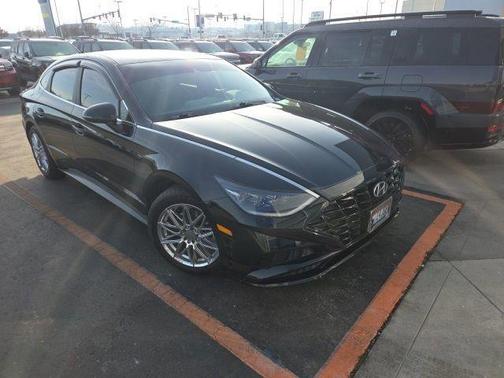 2023 Hyundai SONATA SEL