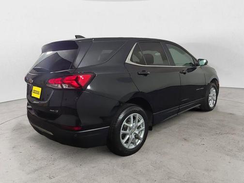 Black Metallic 2023 Chevrolet Equinox 2LT