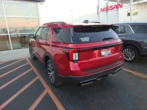 2025 Ford Explorer ST-Line