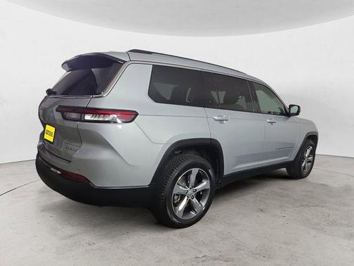 Silver Zynith 2022 Jeep Grand Cherokee L Limited