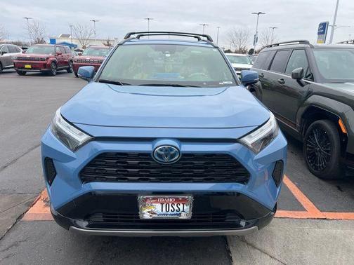 2024 Toyota RAV4 Hybrid SE