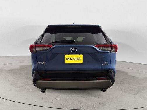 2024 Toyota RAV4 Hybrid SE