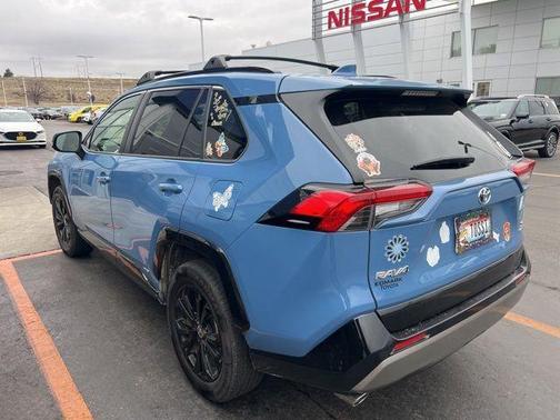 2024 Toyota RAV4 Hybrid SE