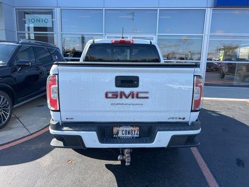 2022 GMC Canyon AT4 w/Leather