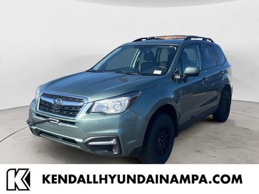 Jasmine Green Metallic 2018 Subaru Forester 2.5i Premium