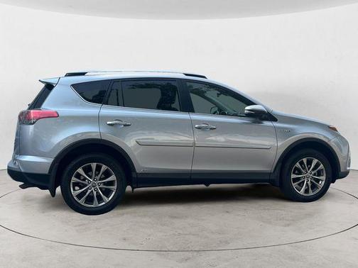 2017 Toyota RAV4 Hybrid Limited