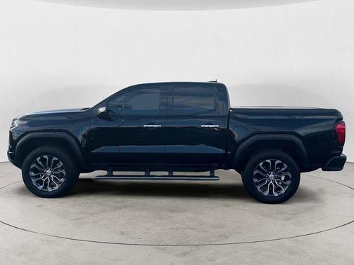 2023 GMC Canyon Denali