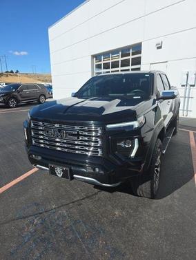 2023 GMC Canyon Denali