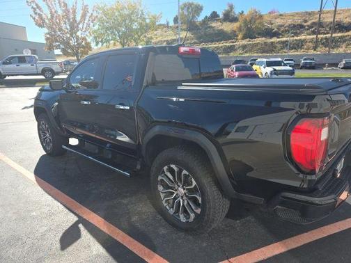 2023 GMC Canyon Denali