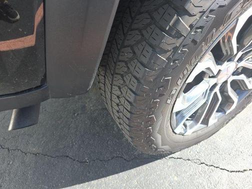 2023 GMC Canyon Denali