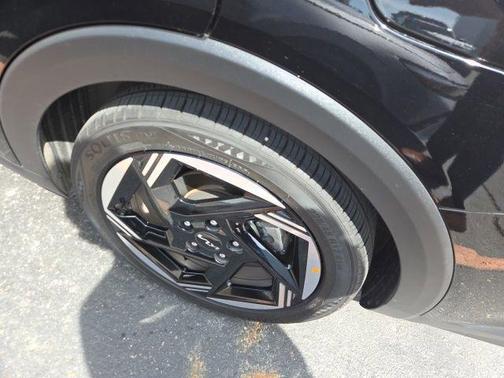 Aurora Black 2025 Kia K4 EX