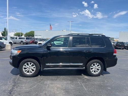 Midnight Black Metallic 2021 Toyota Land Cruiser Base