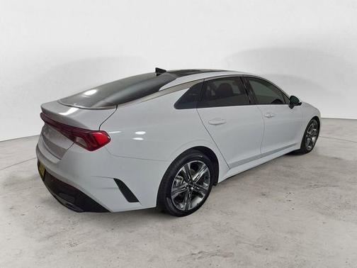 Glacial White Pearl 2023 Kia K5 EX