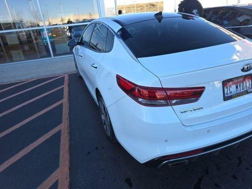 2016 Kia Optima SXL Turbo