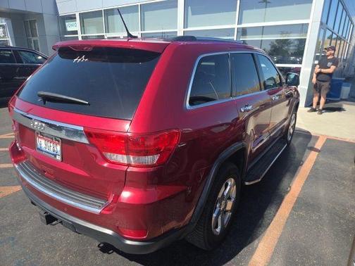 Deep Cherry Red Crystal Pearlcoat 2012 Jeep Grand Cherokee Limited