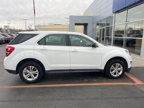 2017 Chevrolet Equinox LS
