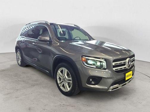 Mountain Gray Metallic 2021 Mercedes-Benz GLB 250 Base 4MATIC