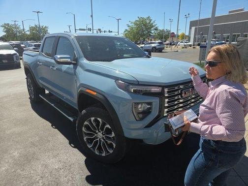 Glacier Metallic 2025 GMC Canyon Denali