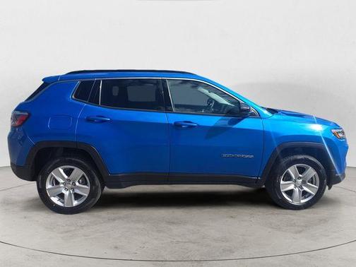Laser Blue 2022 Jeep Compass Latitude