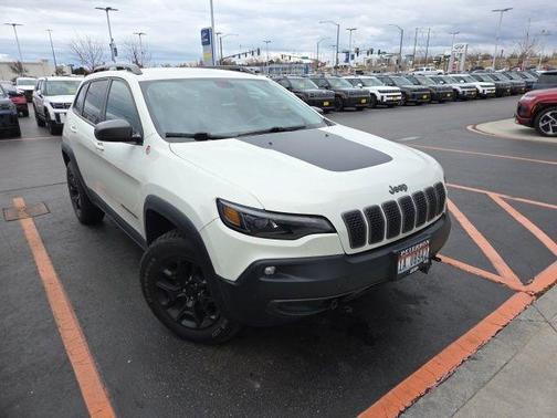 2019 Jeep Cherokee Trailhawk