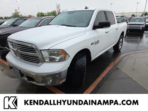 Bright White Clearcoat 2017 RAM 1500 Big Horn