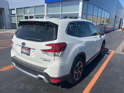 2023 Subaru Forester Touring