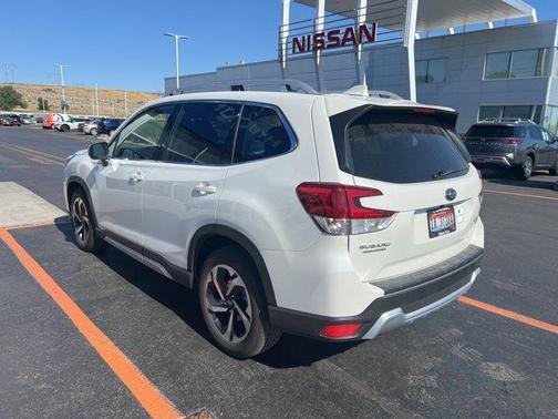 2023 Subaru Forester Touring