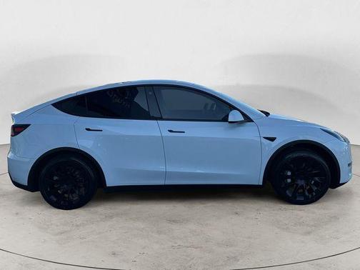 2021 Tesla Model Y Standard Range