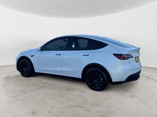 2021 Tesla Model Y Standard Range
