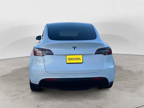 2021 Tesla Model Y Standard Range