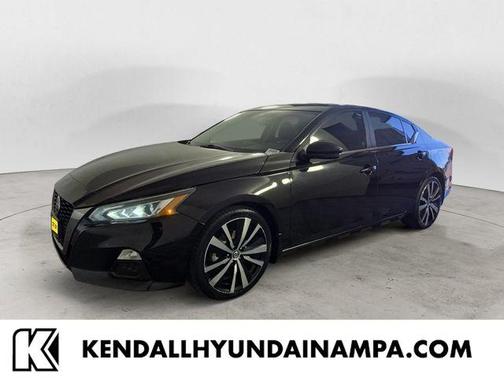 Black 2021 Nissan Altima 2.0 SR