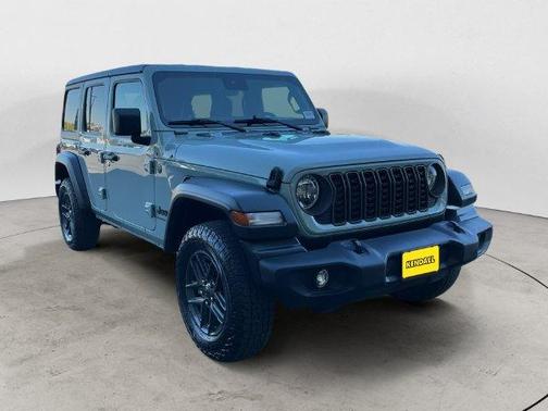 Earl Clearcoat 2024 Jeep Wrangler Sport