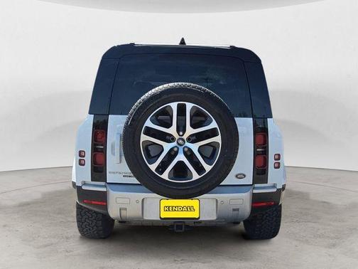 Fuji White 2020 Land Rover Defender 110 HSE