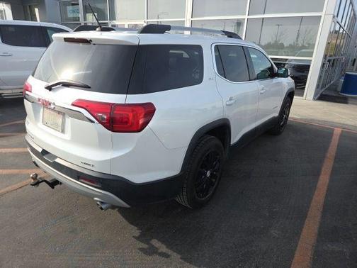 2017 GMC Acadia SLT-1