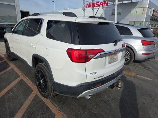 2017 GMC Acadia SLT-1