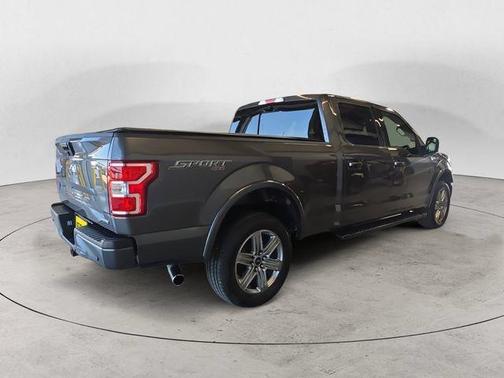 Magnetic Metallic 2018 Ford F-150 XLT