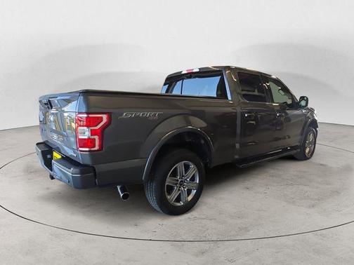 Magnetic Metallic 2018 Ford F-150 XLT
