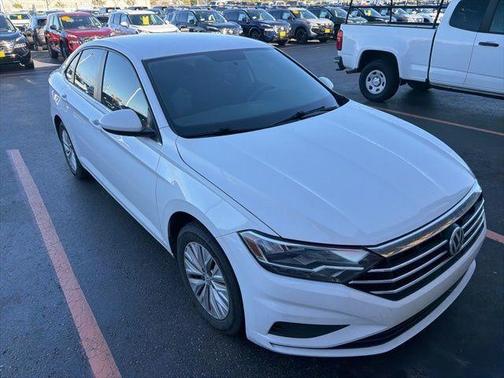 Pure White 2020 Volkswagen Jetta 1.4T S