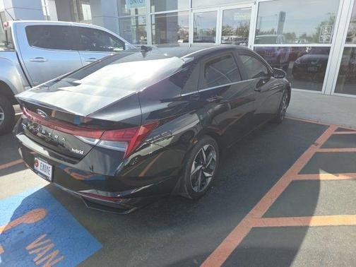 2023 Hyundai ELANTRA HEV Limited