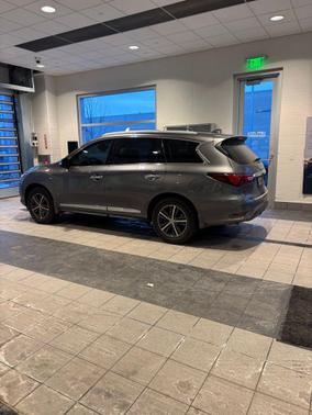 2017 INFINITI QX60 Base