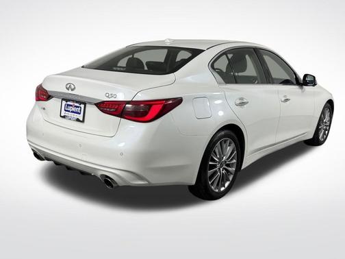 White 2022 INFINITI Q50 3.0t LUXE