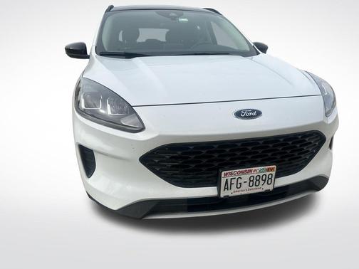 Oxford White 2020 Ford Escape SE