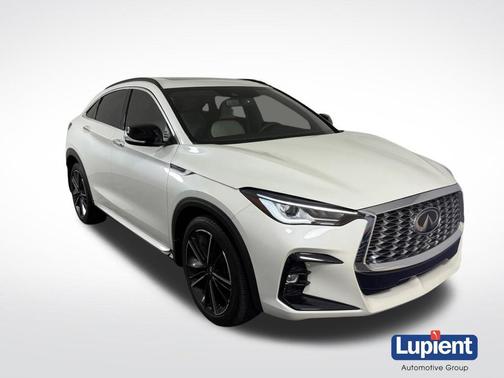 Majestic White 2023 INFINITI QX55 LUXE