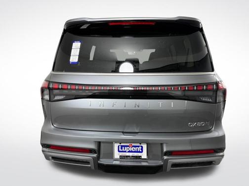 Dynamic Metal 2026 INFINITI QX80 Luxe
