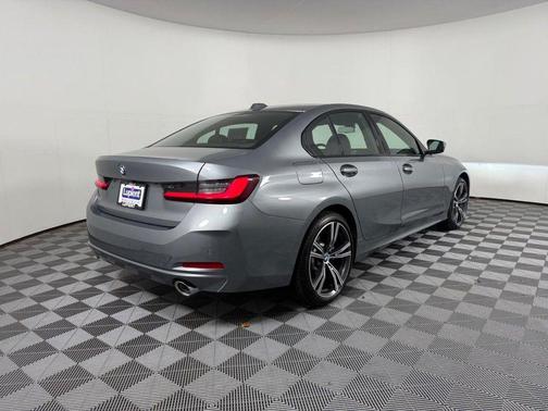 2023 BMW 330 i xDrive