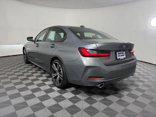 2023 BMW 330 i xDrive