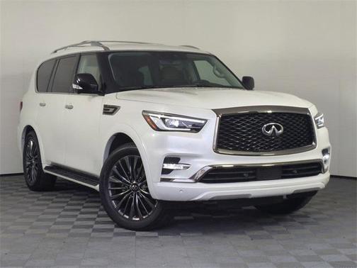 2023 INFINITI QX80 Premium Select