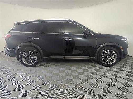 2024 INFINITI QX60 Luxe
