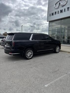 2023 Cadillac Escalade ESV Premium Luxury