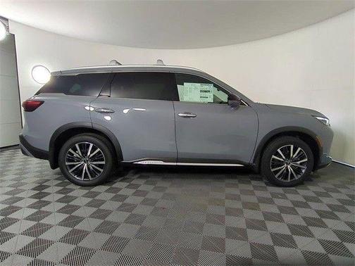 2025 INFINITI QX60 SENSORY